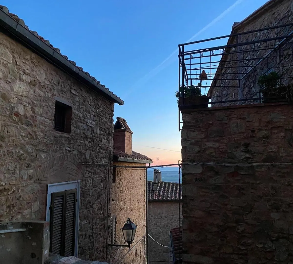 Bilocale Vista Mare Nel Borgo Di Campiglia Marittima Apartment